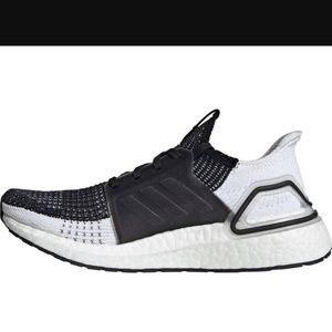 NIB adidas UltraBoost 19